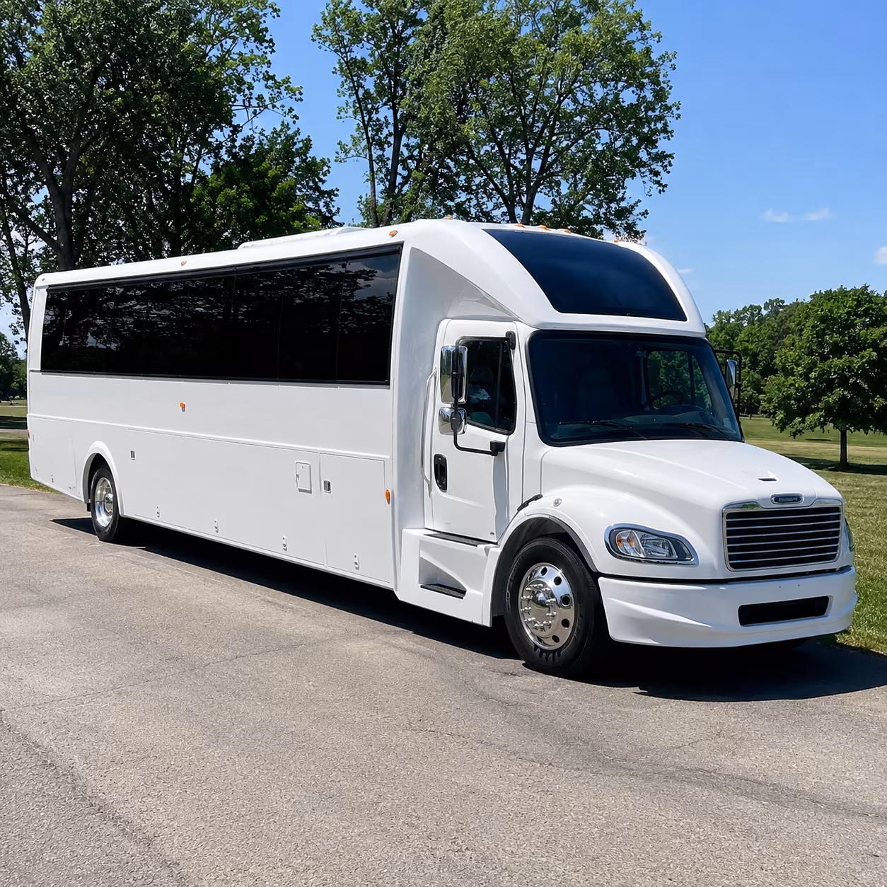 book a prom party bus to lansdowne resort or any loudoun venue