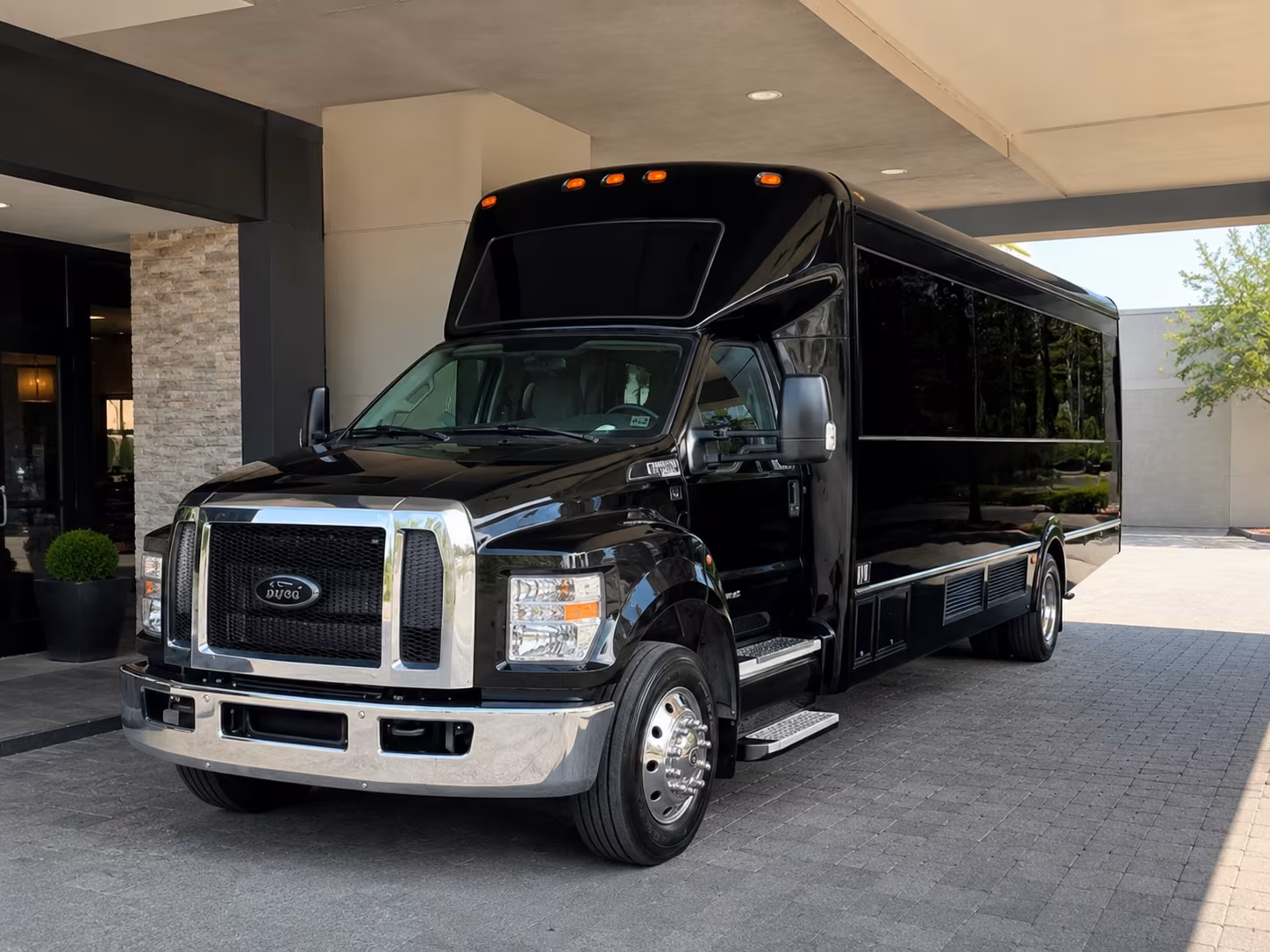 gaithersburg bus rentals