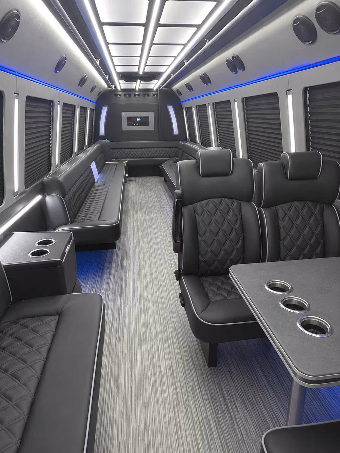 leesburg 25 passenger party bus inside
