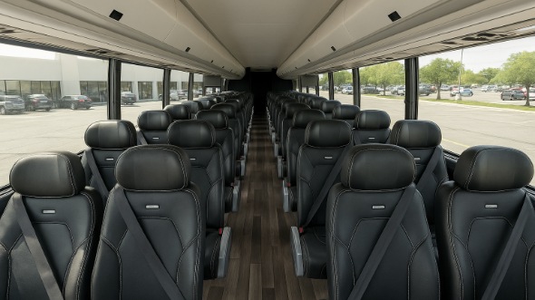 leesburg 28 passenger minibus rental